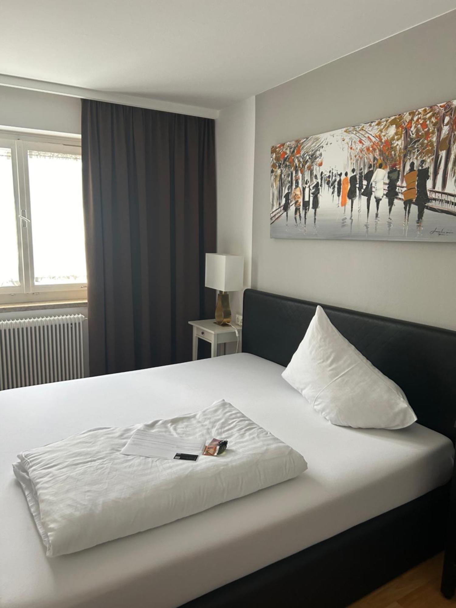 Hotel Berg Seekirchen am Wallersee Ngoại thất bức ảnh