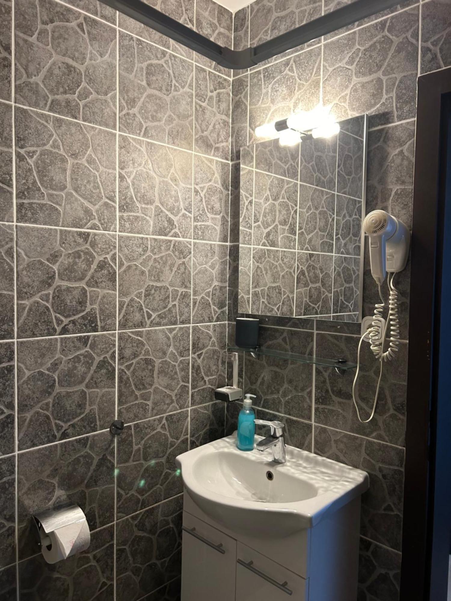 Hotel Berg Seekirchen am Wallersee Ngoại thất bức ảnh